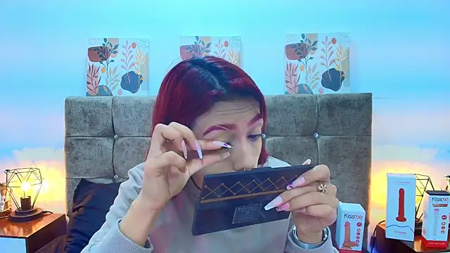 Snapshot of Dulce_Bella_ chatting on 1, 10, 2025 Dulce Bella online show from 1, 10, 2025