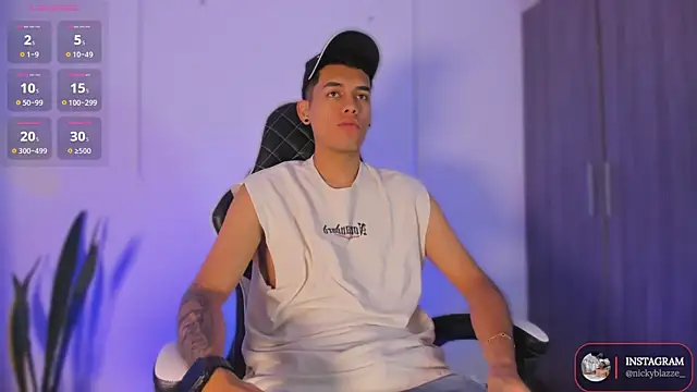 Nickyblazze  online show from 24, 11, 2025