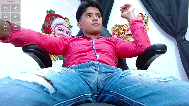 Snapshot of DayroDuran chatting on 23, 11, 2025 DayroDuran online show from 23, 11, 2025