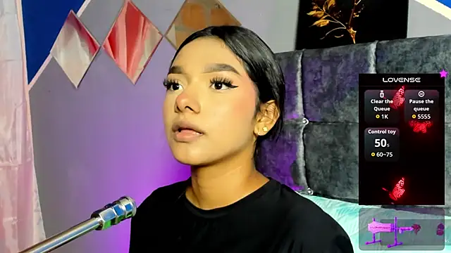 Snapshot of lau-hot chatting on 22, 10, 2025 lau-hot online show from 22, 10, 2025