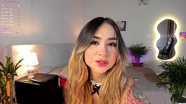 Snapshot of AbbyModel01 chatting on 15, 11, 2025 AbbyModel01 online show from 15, 11, 2025