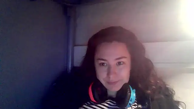 Snapshot of Emparia chatting on 2, 11, 2025 Emparia online show from 2, 11, 2025