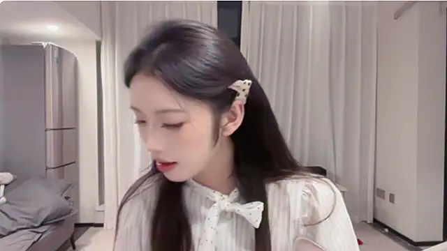 Snapshot of ZhaoZhao-ZM chatting on 27, 9, 2025 ZhaoZhao-ZM online show from 27, 9, 2025