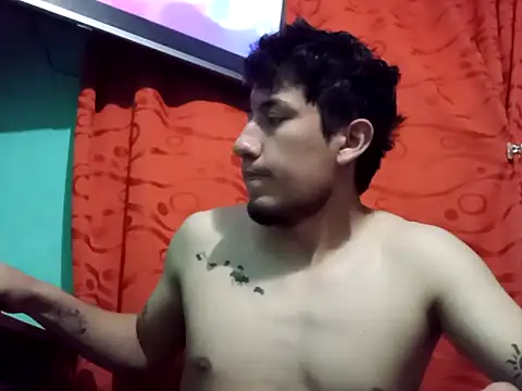 Snapshot of True_Di chatting on 21, 10, 2025 True Di online show from 21, 10, 2025