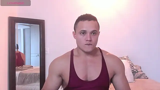 Snapshot of KingLevi01 chatting on 11, 9, 2025 KingLevi01 online show from 11, 9, 2025