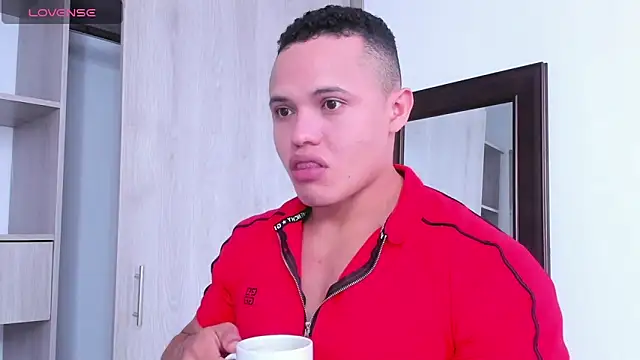 Snapshot of KingLevi01 chatting on 30, 9, 2025 KingLevi01 online show from 30, 9, 2025