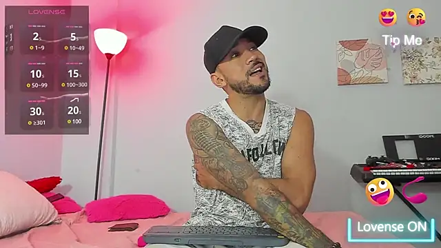 Snapshot of dereck_karter chatting on 3, 2, 2025 dereck karter online show from 3, 2, 2025
