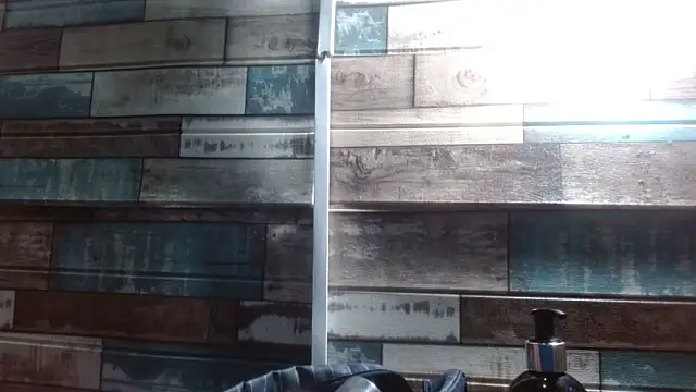 Yesamin Stone18 online show from 5, 4, 2026