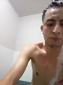 Snapshot of aczinovelez342 chatting on 13, 9, 2025 aczinovelez342 online show from 13, 9, 2025