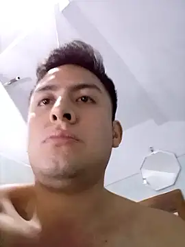 Snapshot of aczinovelez342 chatting on 20, 9, 2025 aczinovelez342 online show from 20, 9, 2025