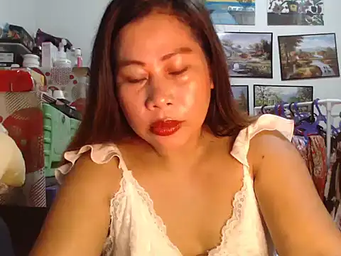 filipina beauty online show from 21, 10, 2025