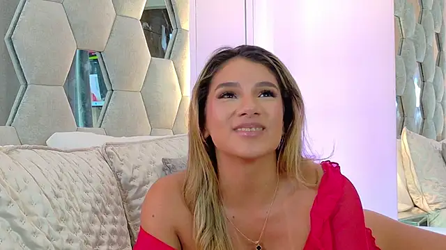 Snapshot of NicoleArmani chatting on 15, 2, 2026 NicoleArmani online show from 15, 2, 2026