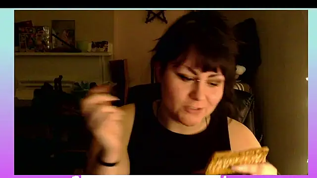 Snapshot of PeakoBunny chatting on 16, 11, 2025 PeakoBunny online show from 16, 11, 2025