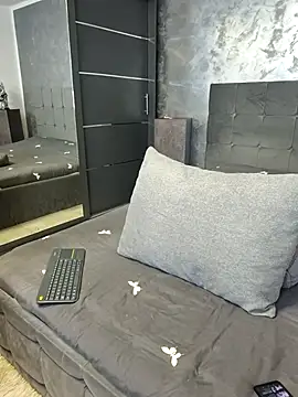 Sugar Nymph online show from 24, 11, 2025