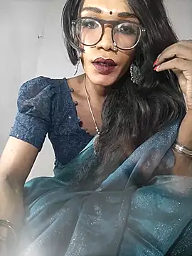Snapshot of Winterbunny95 chatting on 6, 10, 2025 Winterbunny95 online show from 6, 10, 2025