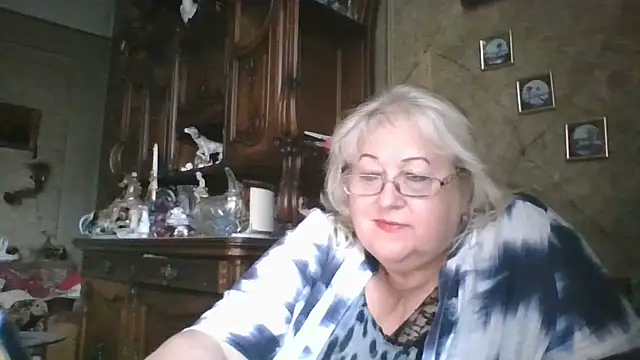 Lala-Love56 online show from 9, 9, 2025