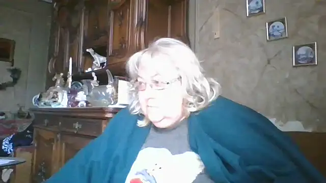 Lala-Love56 online show from 18, 10, 2025