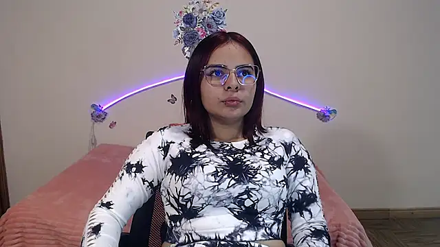 Snapshot of Valeryxs chatting on 5, 11, 2025 Valeryxs online show from 5, 11, 2025