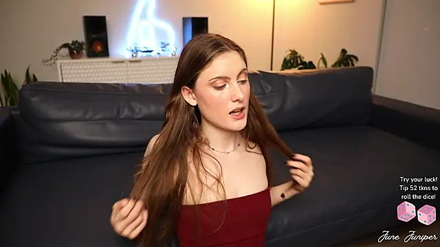 Snapshot of junejuniper chatting on 9, 11, 2025 junejuniper online show from 9, 11, 2025