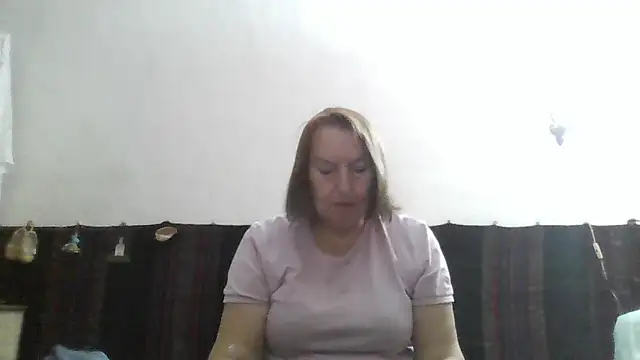 Snapshot of AnnaLive570 chatting on 28, 3, 2026 AnnaLive570 online show from 28, 3, 2026