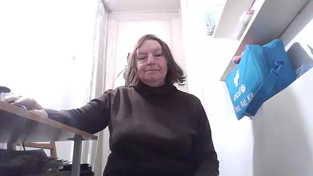 Snapshot of AnnaLive570 chatting on 8, 4, 2026 AnnaLive570 online show from 8, 4, 2026