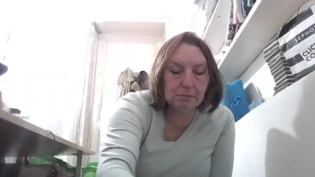 Snapshot of AnnaLive570 chatting on 14, 4, 2026 AnnaLive570 online show from 14, 4, 2026
