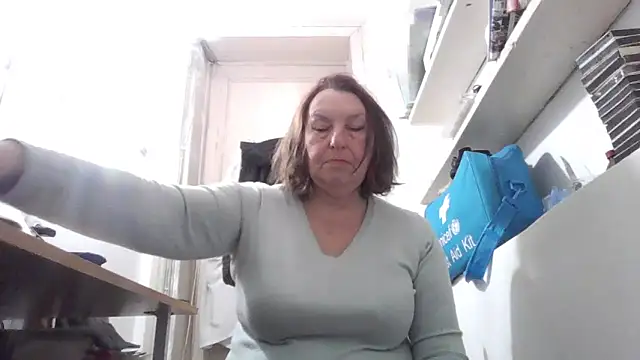 Snapshot of AnnaLive570 chatting on 23, 4, 2026 AnnaLive570 online show from 23, 4, 2026