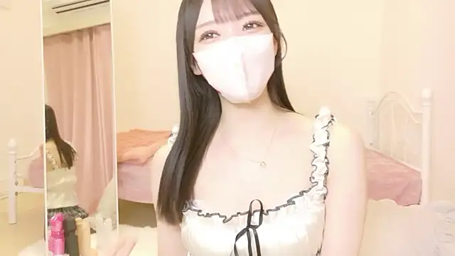 Snapshot of roachan_ chatting on 11, 2, 2026 roachan online show from 11, 2, 2026