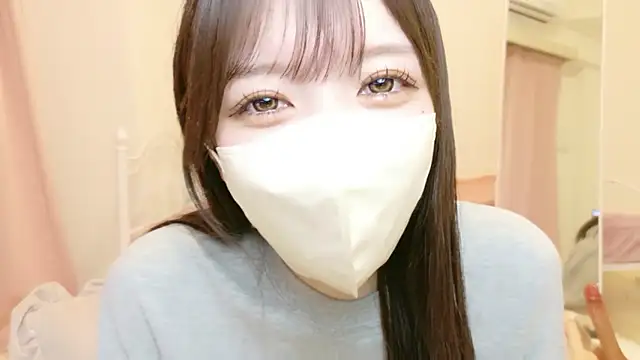 Snapshot of roachan_ chatting on 23, 2, 2026 roachan online show from 23, 2, 2026