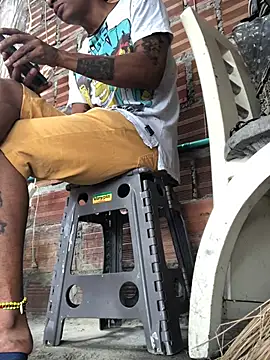 elpeluchenegroxxx3 online show from 8, 3, 2026