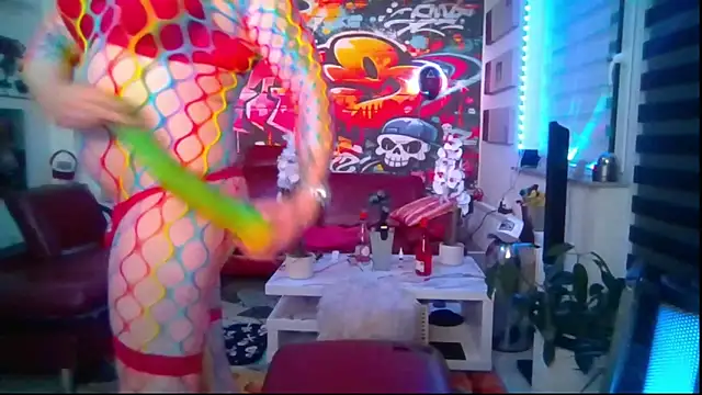 hellgirl1980 online show from 12, 5, 2026
