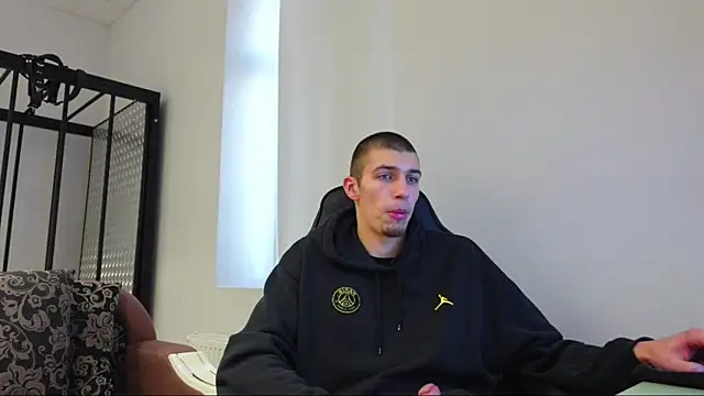 Snapshot of Ryan_Dozer chatting on 15, 11, 2025 Ryan Dozer online show from 15, 11, 2025