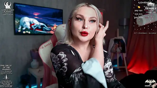 Snapshot of Wounded_Goddess_ chatting on 25, 11, 2025 Wounded Goddess online show from 25, 11, 2025