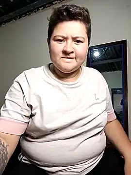 Snapshot of Noha_Whiitee chatting on 22, 10, 2025 Noha Whiitee online show from 22, 10, 2025