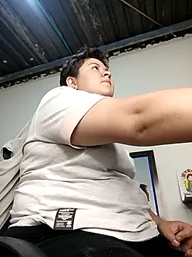 Noha Whiitee online show from 4, 12, 2025