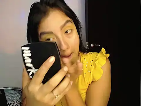 Snapshot of charlottekiss99 chatting on 11, 5, 2026 charlottekiss99 online show from 11, 5, 2026