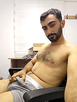 Snapshot of Mehmet2154 chatting on 4, 10, 2025 Mehmet2154 online show from 4, 10, 2025