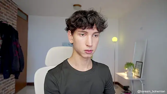 Snapshot of boream chatting on 1, 10, 2025 boream online show from 1, 10, 2025