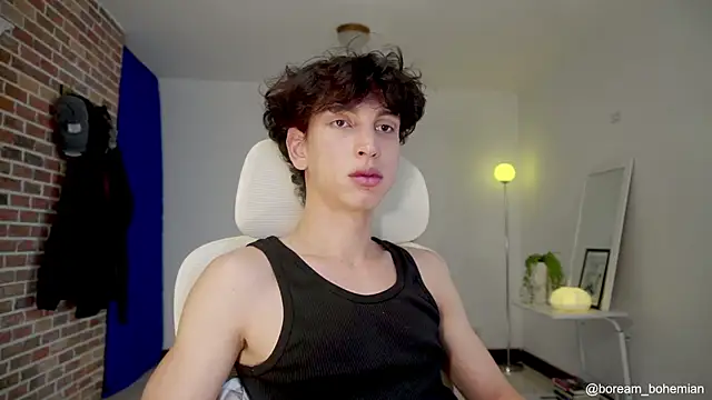 Snapshot of boream chatting on 13, 11, 2025 boream online show from 13, 11, 2025