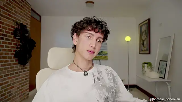 Snapshot of boream chatting on 4, 12, 2025 boream online show from 4, 12, 2025