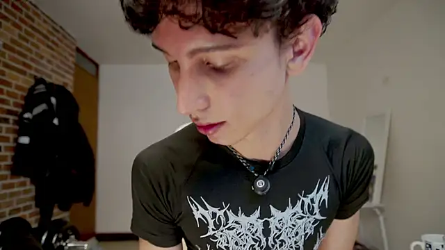 Snapshot of boream chatting on 18, 12, 2025 boream online show from 18, 12, 2025