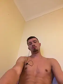 Snapshot of Johnclips2 chatting on 14, 9, 2025 Johnclips2 online show from 14, 9, 2025