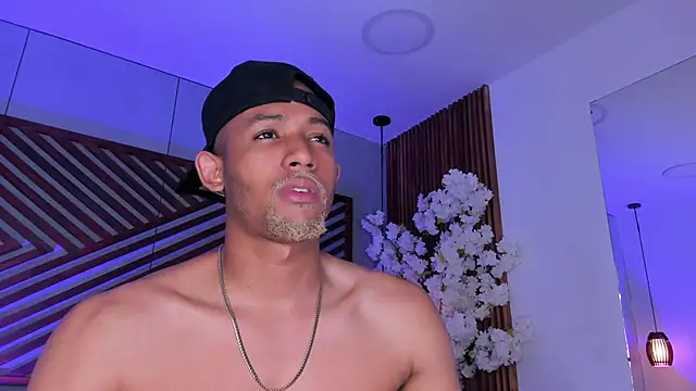 Snapshot of B_Wild chatting on 15, 1, 2026 B Wild online show from 15, 1, 2026