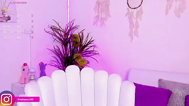 Emylopezz online show from 29, 11, 2025