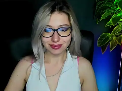 loveHeidi online show from 22, 9, 2025