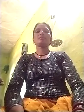 Snapshot of Monika_cut chatting on 13, 9, 2025 Monika cut online show from 13, 9, 2025