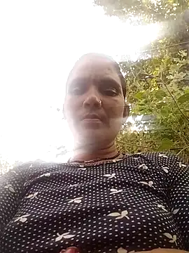 Snapshot of Monika_cut chatting on 19, 10, 2025 Monika cut online show from 19, 10, 2025