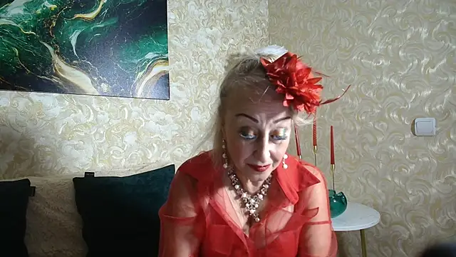  Sara  Smith  online show from 11, 9, 2025