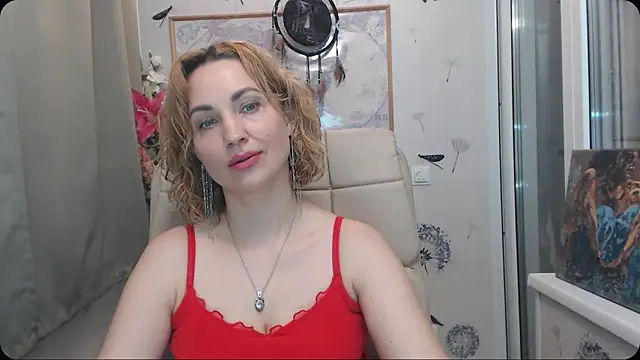 Snapshot of KatrinAlluring chatting on 20, 10, 2025 KatrinAlluring online show from 20, 10, 2025