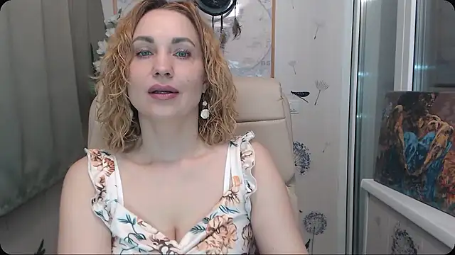 KatrinAlluring online show from 12, 1, 2026